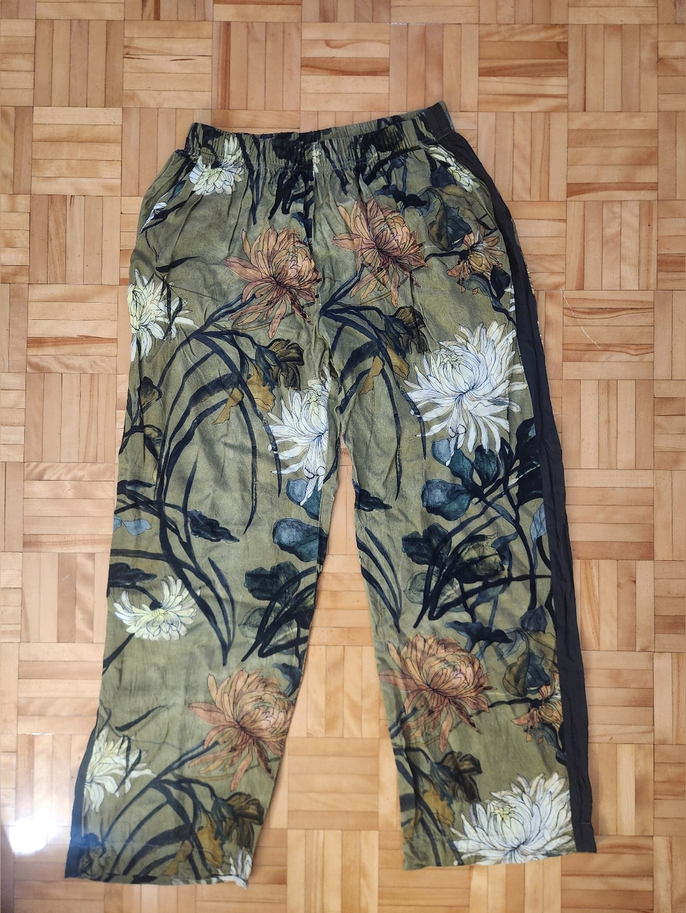 Olive Green Floral Wide-Leg Pants